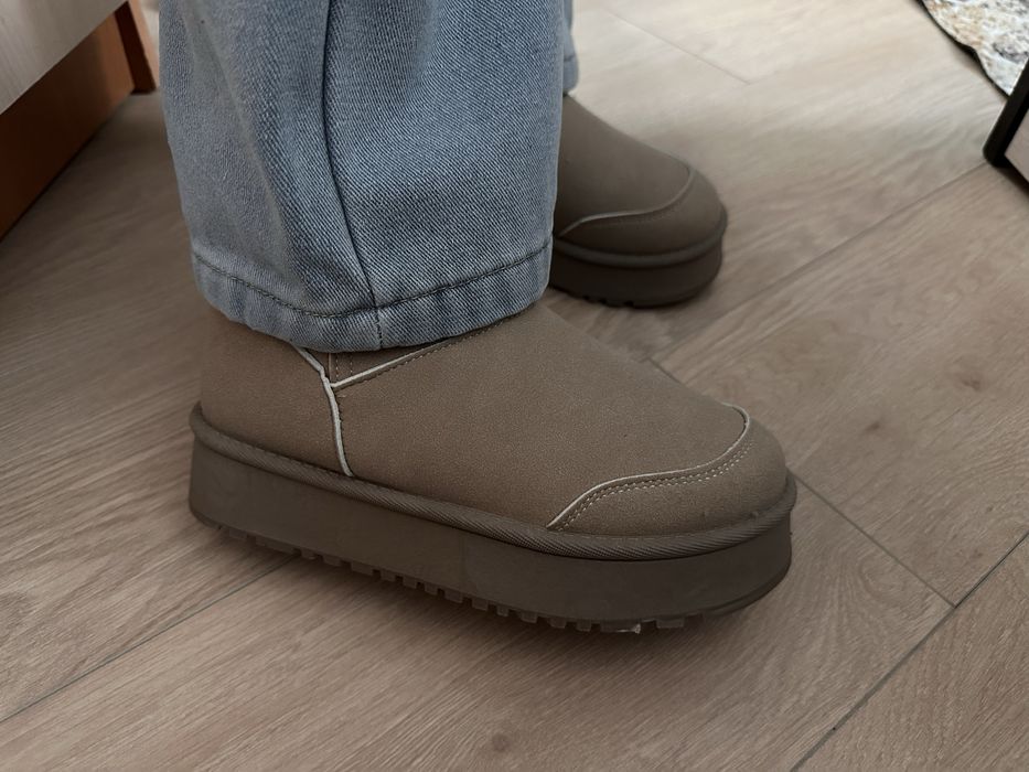 Угги бежевые