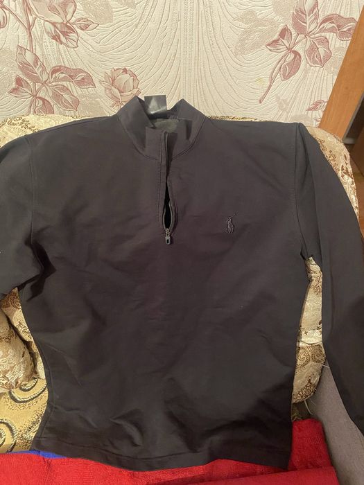 Продам тенниску и ковточку