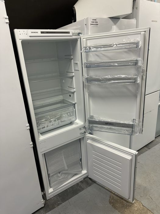 Combina frigorifică încorporabilă Siemens KI77VVSF0