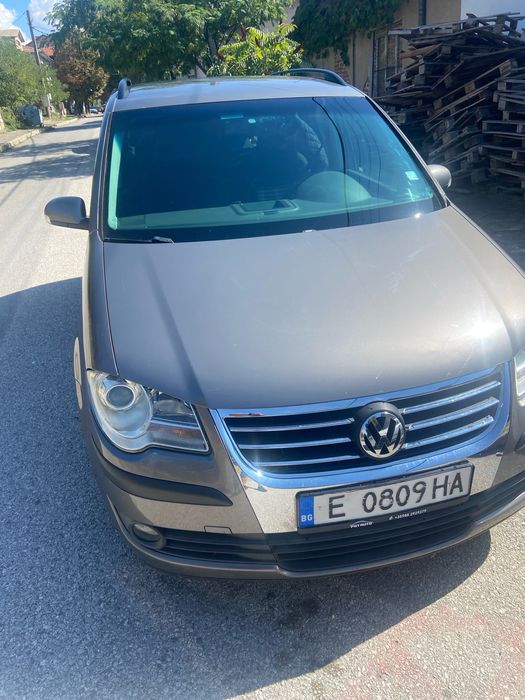 Продавам VW Touran 109c,2000k,2008г…