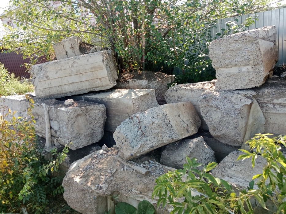 Бетонные блоки можно использовать как