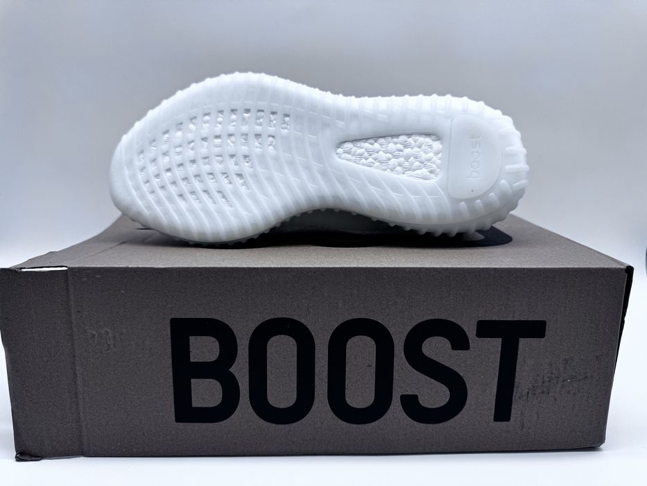 Yeezy Boost 350 V2 White