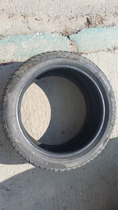 Set 4 anvelope iarnă Pirelli Sottozero Mercedes C300e W206 2 dimensiuni față/spate