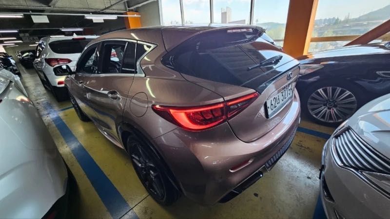 Infiniti Q30 S 2.0T