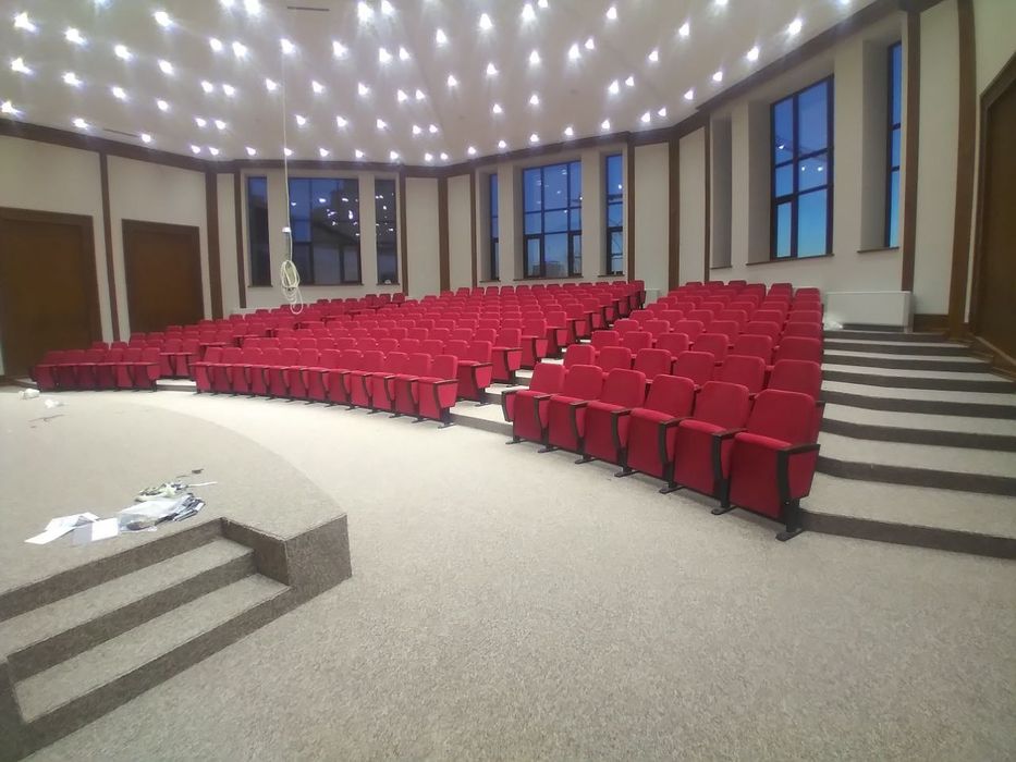 Театральные кресло сифатли ва кафолатли