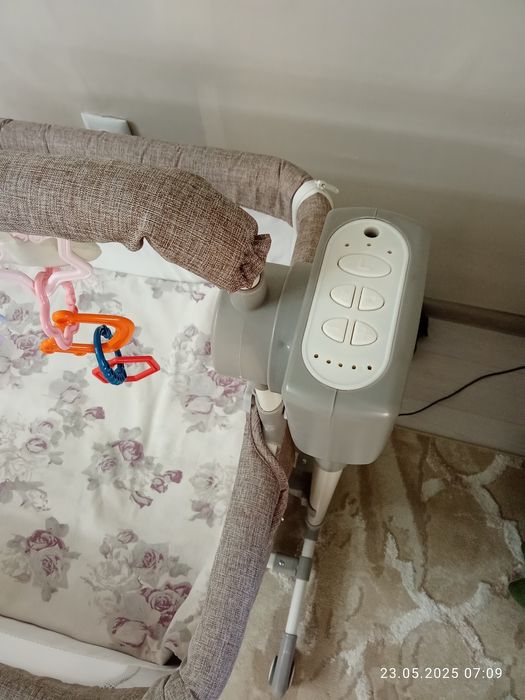 Манеж электронный с пультом управления