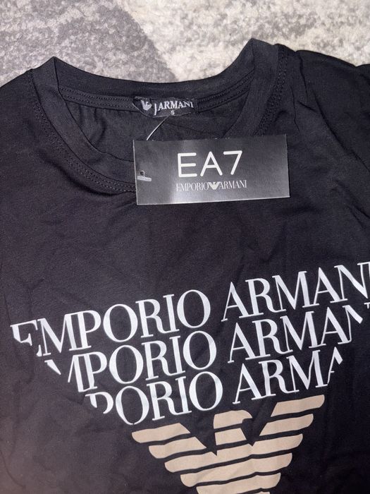 Tricou EA7