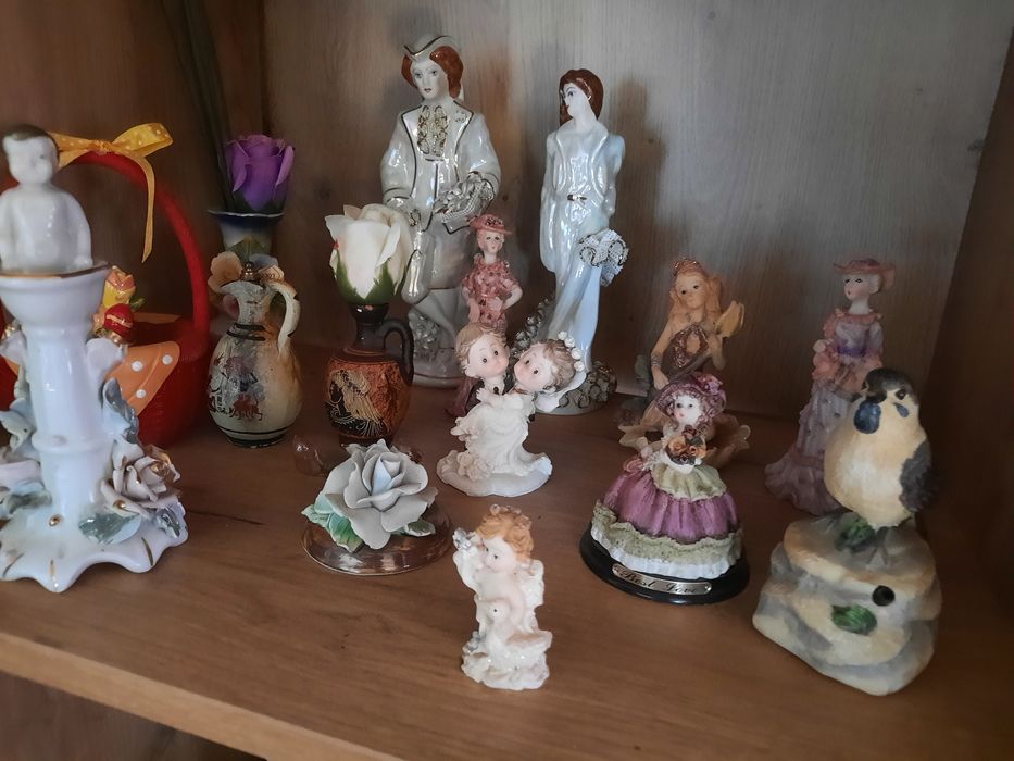 Bibelouri mici si mari