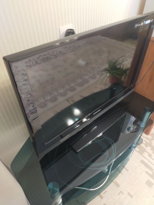 Телевизор SAMSUNG