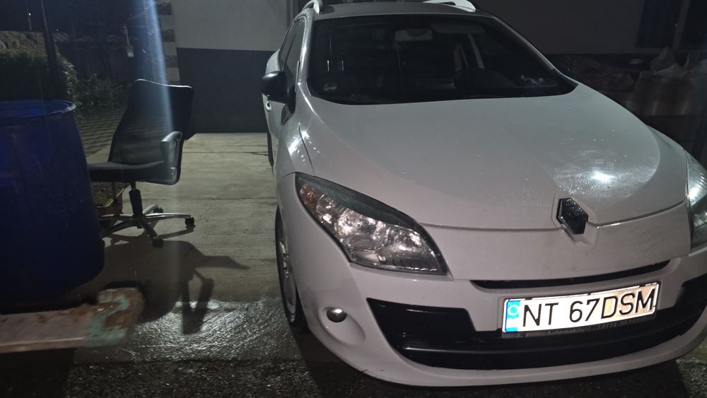Vând renault megane 3 1.9