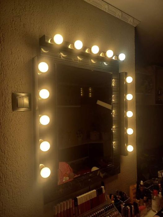 Aplică MUSIK machiaj