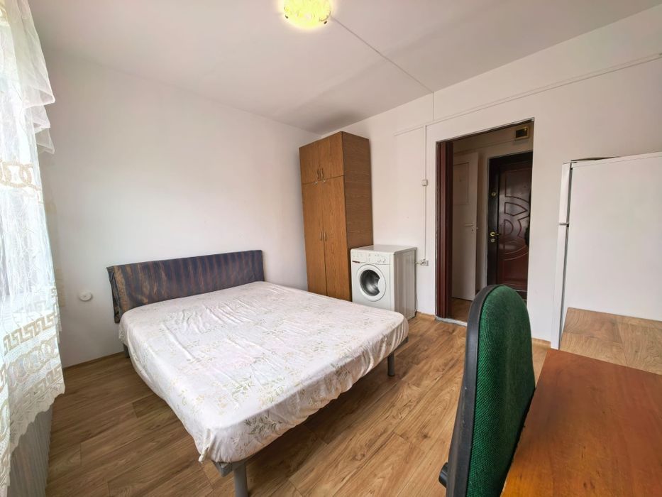 De închiriat camera cămin