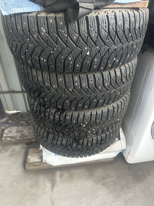 продам шины на р15