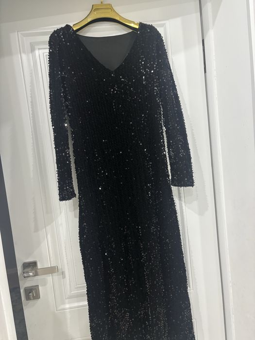 Вечерние платья