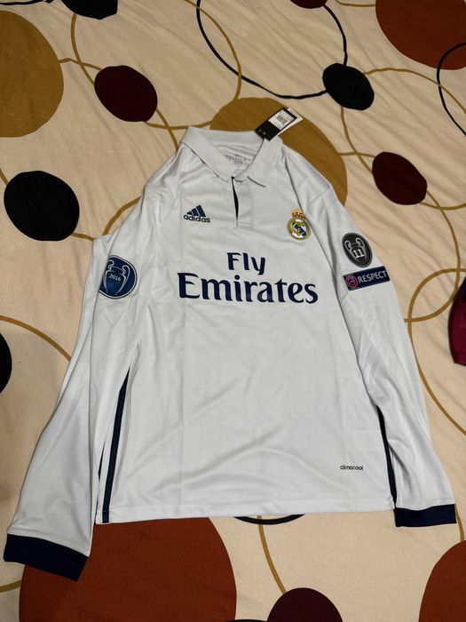Bluza Ronaldo Real Madrid 2017 home badge uri