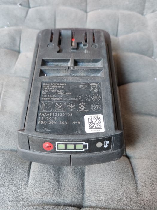 Baterie Bosch 36 V 2 A