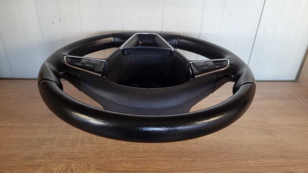 5F0419091L Продавам много запазен волан за Seat Ibiza Leon 2012 - 2017