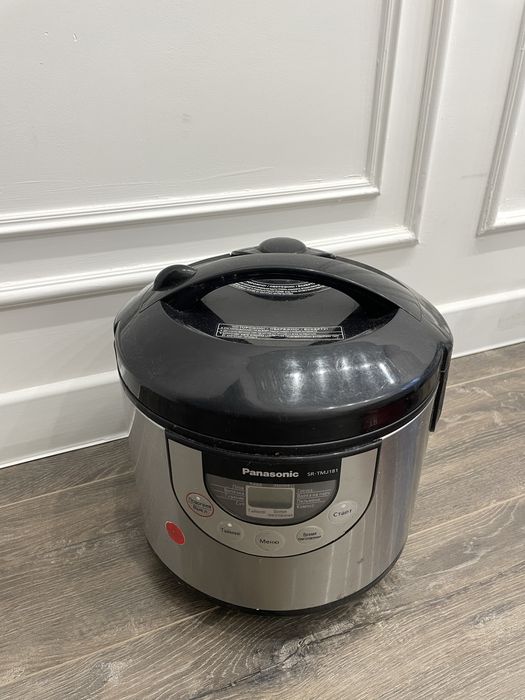 Мультиварка продам