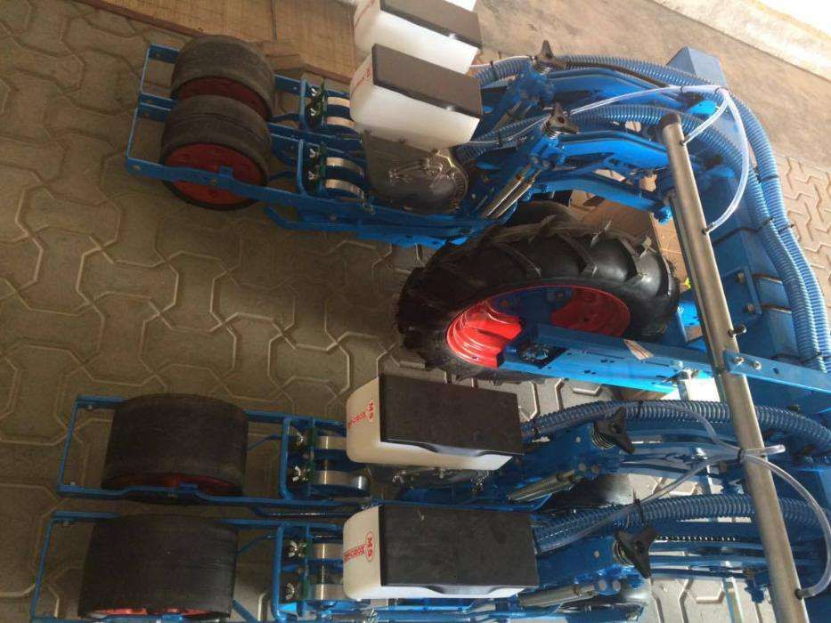 Лукавая сеялка MONOSEM