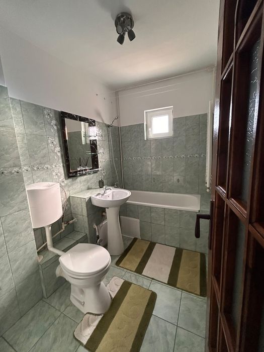 Inchiriez apartament cu 2 camere