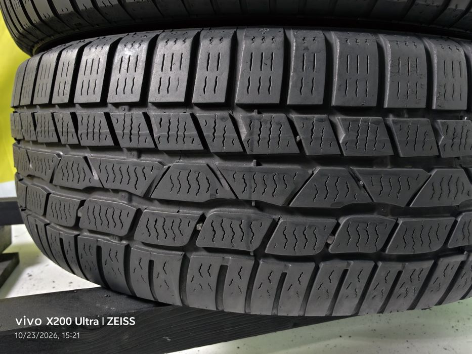 205/60R16 Continental anvelope iarna stare foarte buna