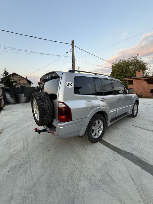 Mitsubishi Pajero 3.2 DI-D LWB | 2007 | 7 Locuri | UK | 4x4