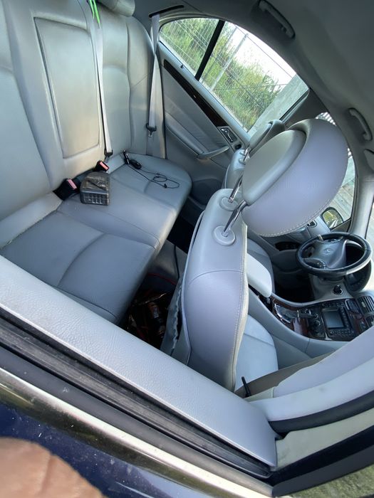 MERCEDES-BENZ E-Class 0 — imagine 5