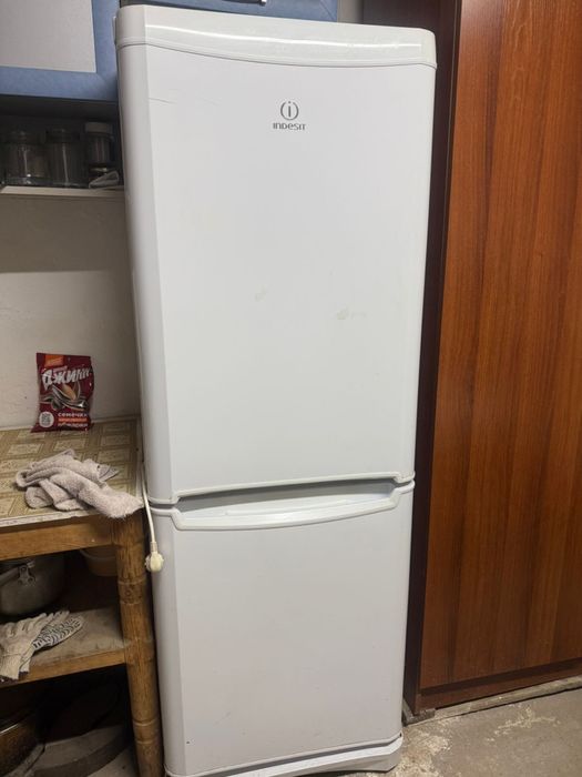 Продается холодильник, 25тысяч тенге