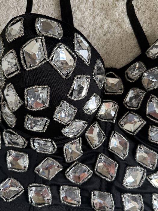 Елегантен топ бюстие с камъни S