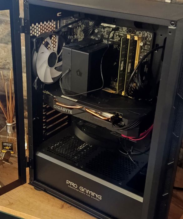 Gaming PC GTX 1660 / i7 / 16GB / SSD / RGB