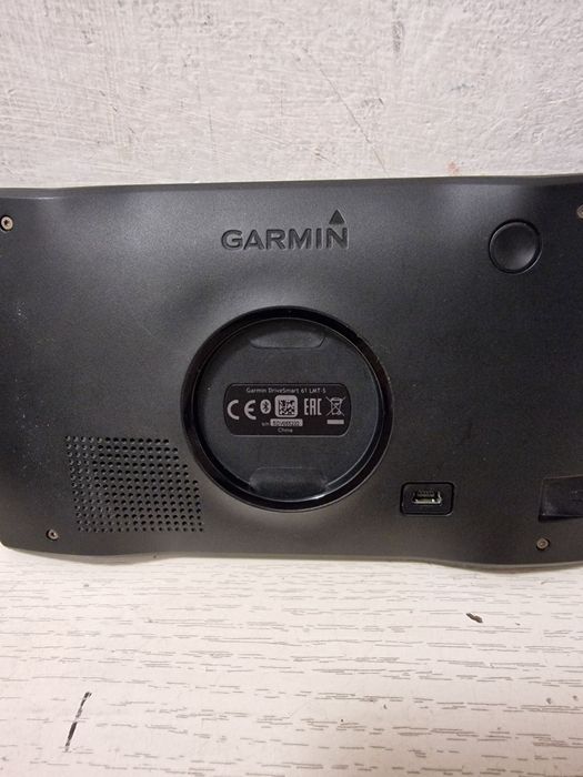 Навигация Garmin DriveSmart 61 LMT-S пълекомплект карти за цяла Европа