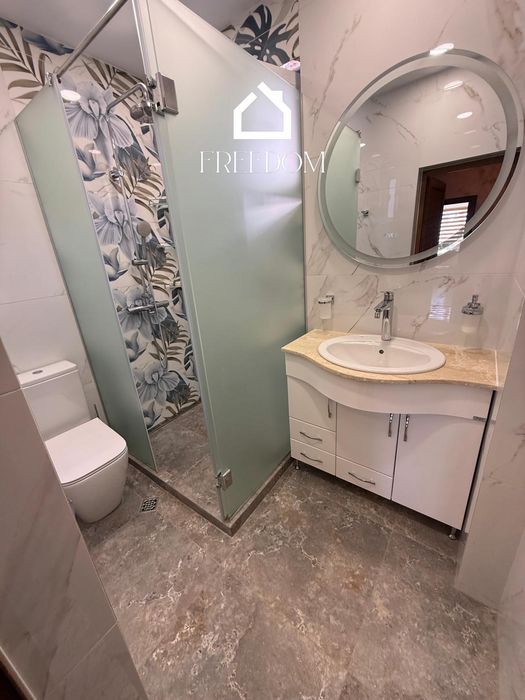 Дава се под наем Тристаен апартамент в Варна, Бриз - 112 кв.м за 700 € - Снимка #3