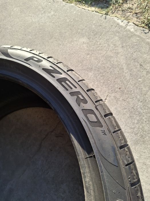 2 Anvelope de vară 305 30 r20 Pirelli