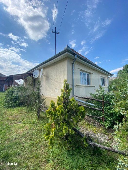 Casa de vanzare, 2 camere, 80 mp, zona Marius, langa Valea Vinului