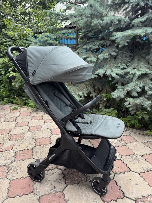 Коляска прогулочная Easywalker Jackey