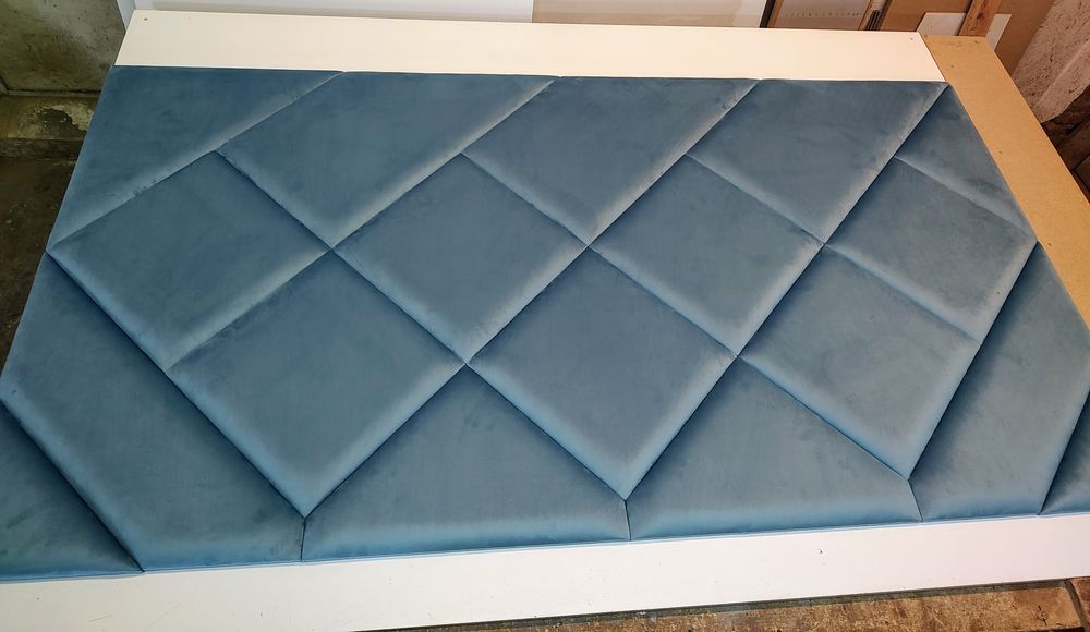 Меки стенни панели, Тапициран стенен панел, Табла за легло