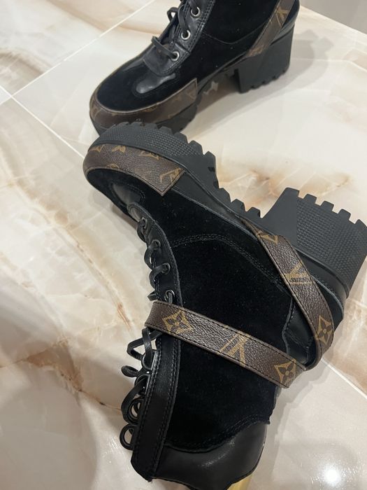 Дамски боти LVtt