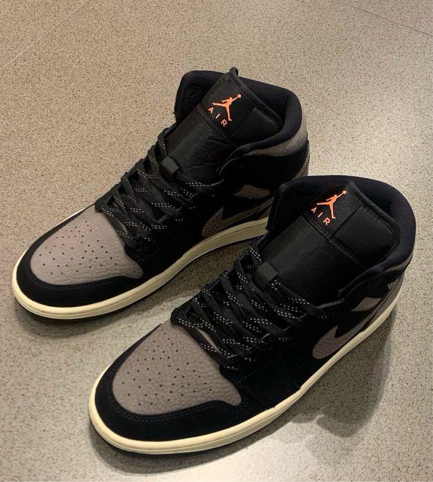 Новые кроссовки Nike