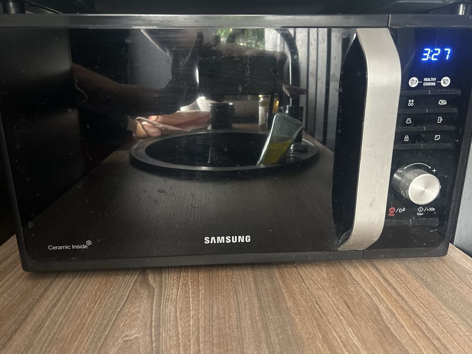 Cuptor microunde samsung