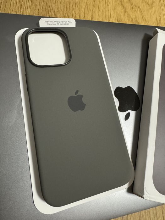 iPhone 15 Pro Max Silicone Case with MagSafe - Clay