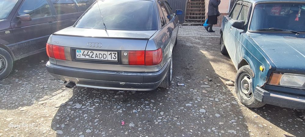 Авто ауди 80 б 4
