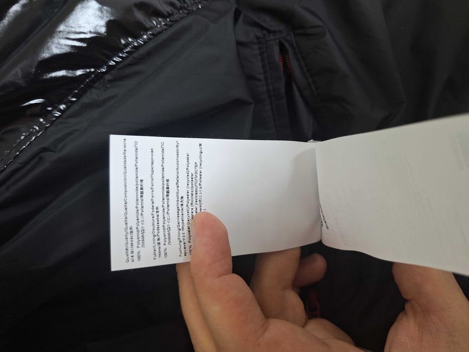 Geaca Hugo Boss noua