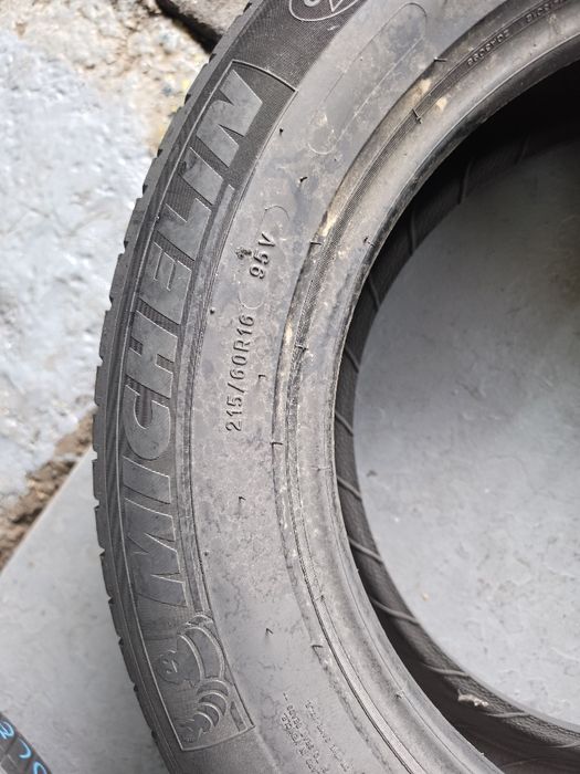 215 60 16 vara michelin