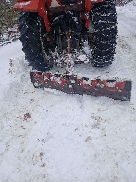 Vând plug de zăpadă