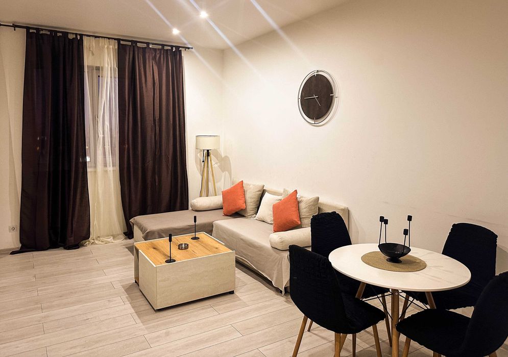 Apartamente Cu Doua Camere Si Garsoniere Regim Hotelier De Lux RIN