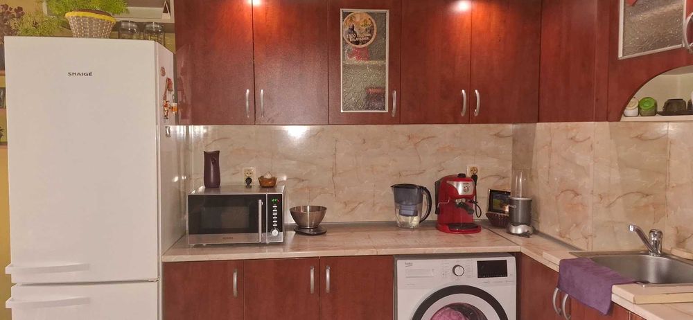 Двустаен с трапезария