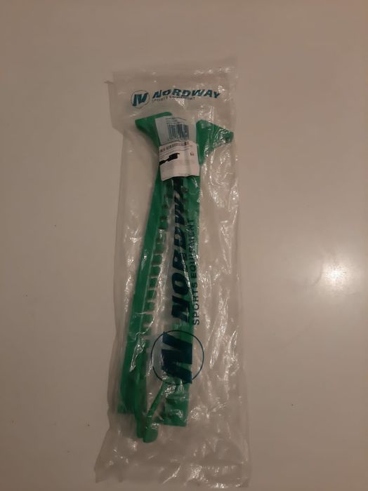 Продам чехлы для коньков