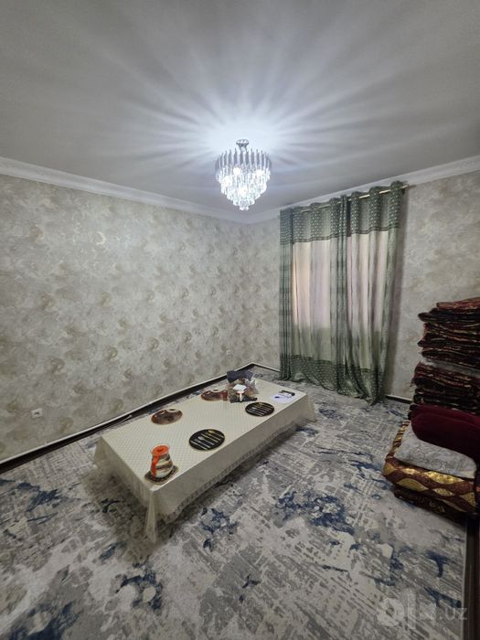 Qorasuv Motrid 2 etaj 2 xonali ijaraga