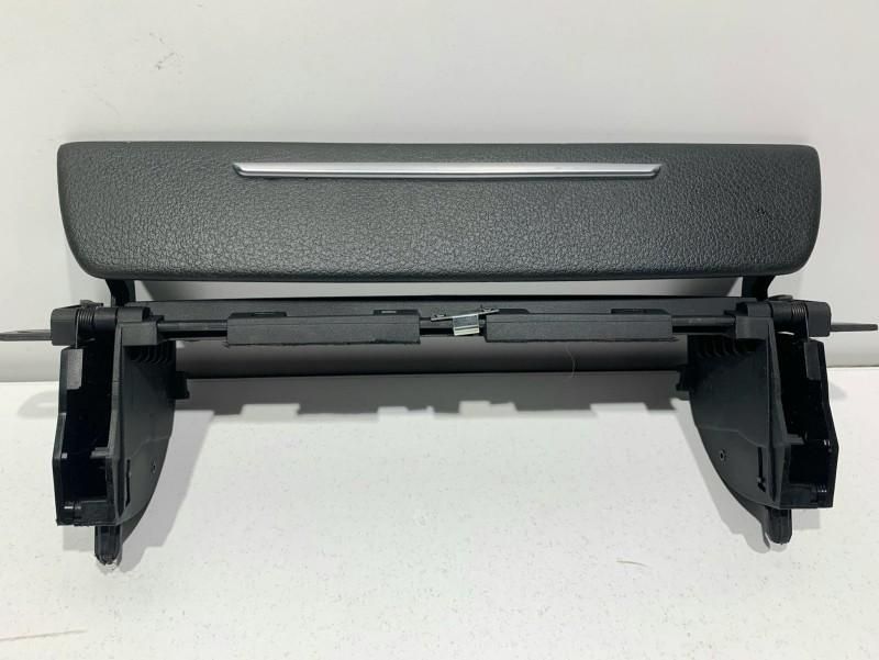 Sertar bord Audi A8 4H D4 4H0858381A