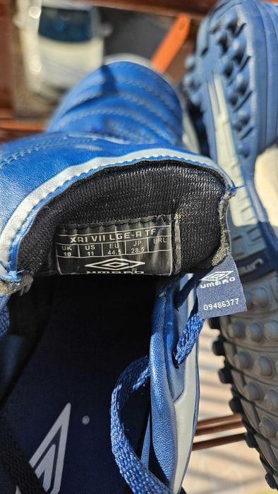 Футболни обувки UMBRO